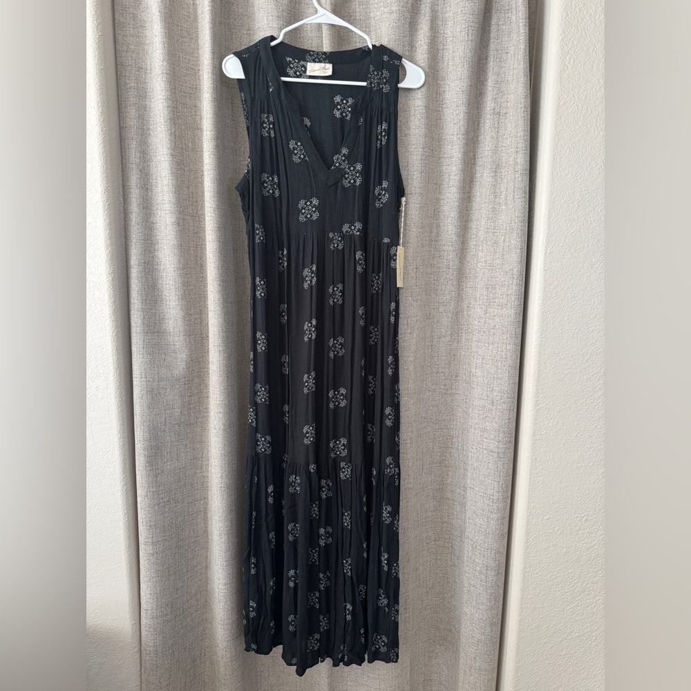Brand new with tags! Universal Thread tank dress!